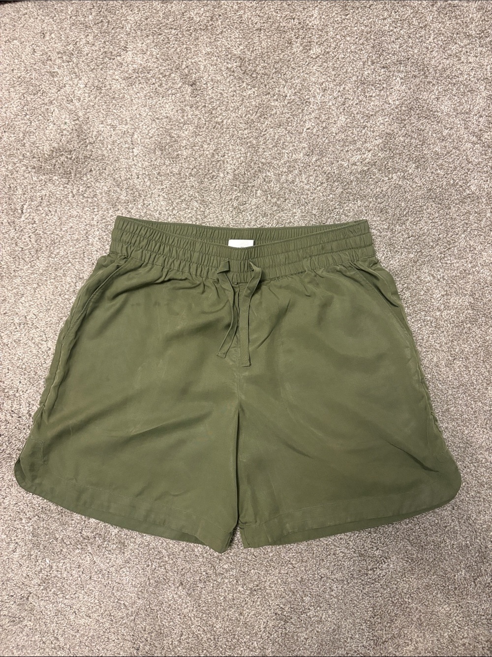 Women’s Olive Green Elastic-Waist Vallier Shorts